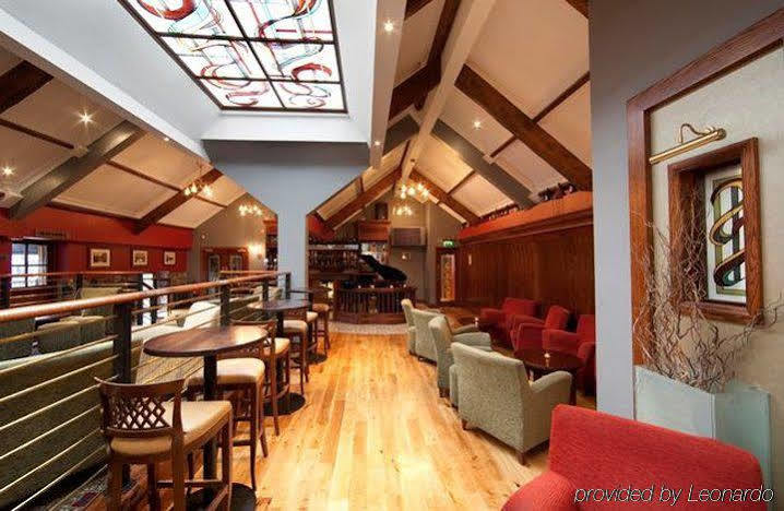 לייקסליפ Court Yard Hotel מראה חיצוני תמונה